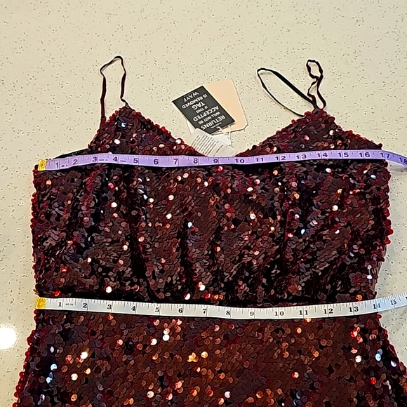 NWT WAYF Formal dress - Picture 6 of 7